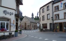 Generate a random place in Vianden