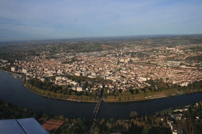 Vichy, Francia - Flight deals from VHY airport