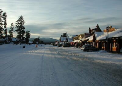 West Yellowstone, الولايات المتحدة - Flight deals from WYS airport