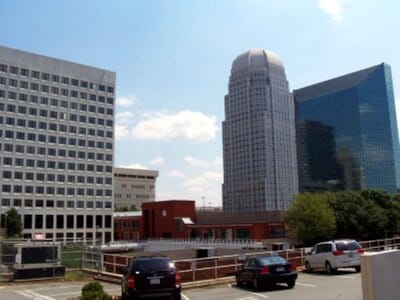 Winston-Salem, الولايات المتحدة - Flight deals from INT airport