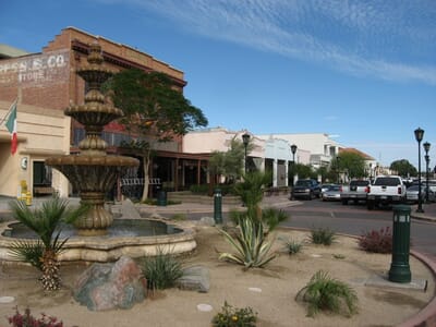 Yuma, الولايات المتحدة - Flight deals from YUM airport